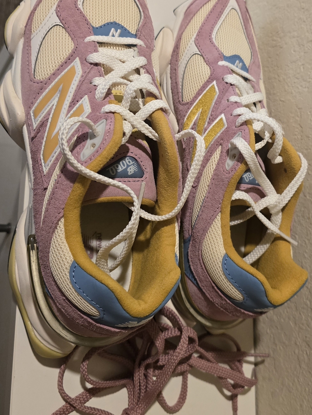 New Balance 990v6 Pink Taffy Calcium Sneakers